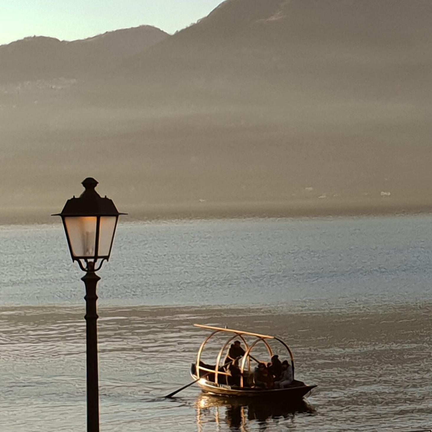 Downtown Varenna - Historic Centre By Villavistalago ภายนอก รูปภาพ